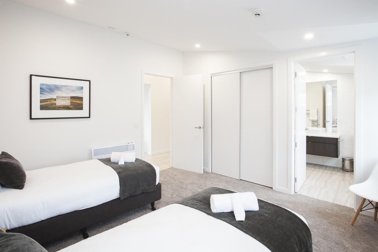 Dungarvon Street Apartments วานากา ภายนอก รูปภาพ