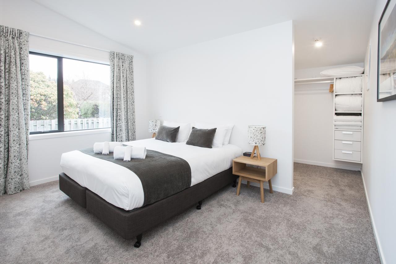 Dungarvon Street Apartments วานากา ภายนอก รูปภาพ