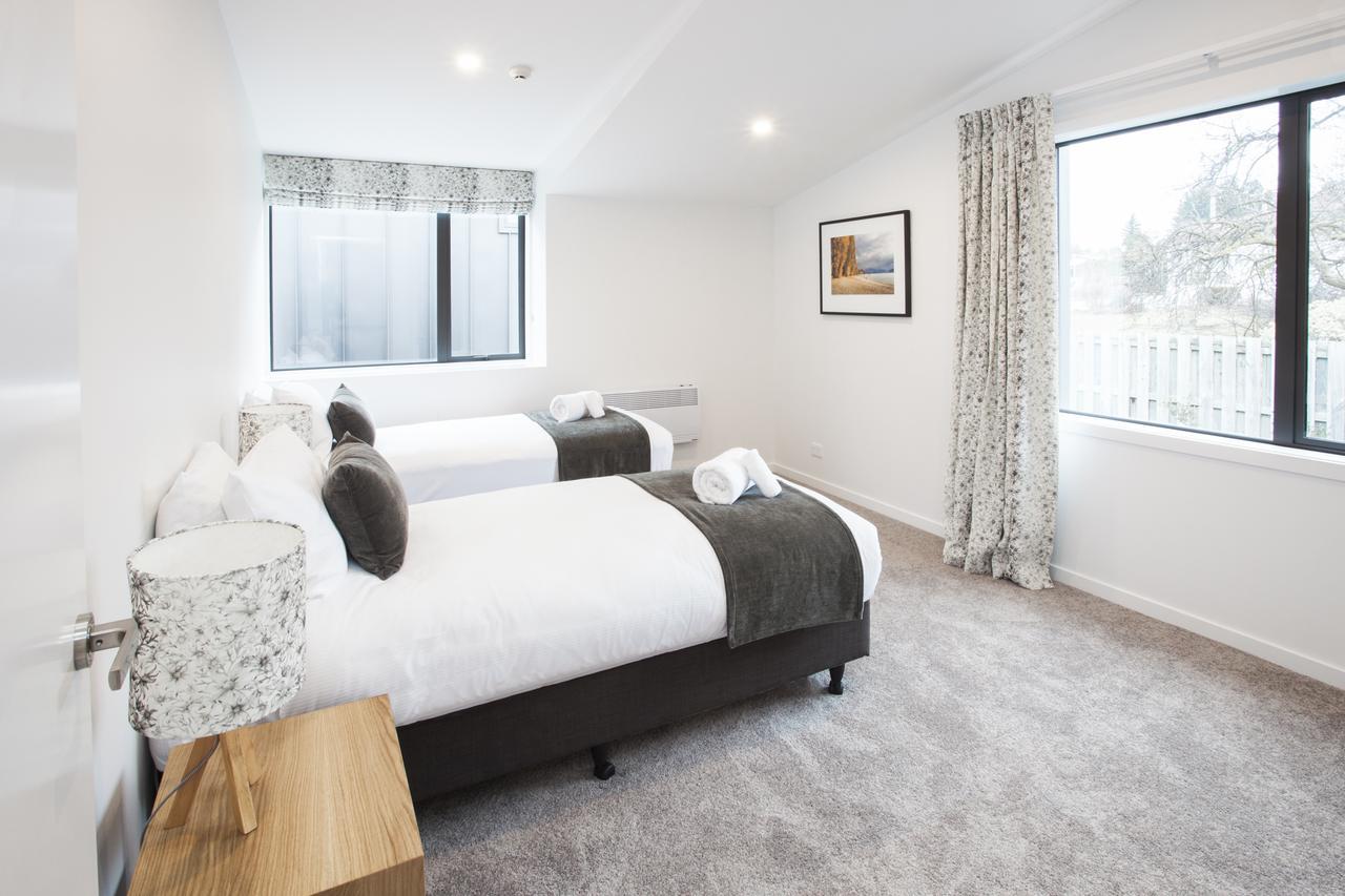 Dungarvon Street Apartments วานากา ภายนอก รูปภาพ